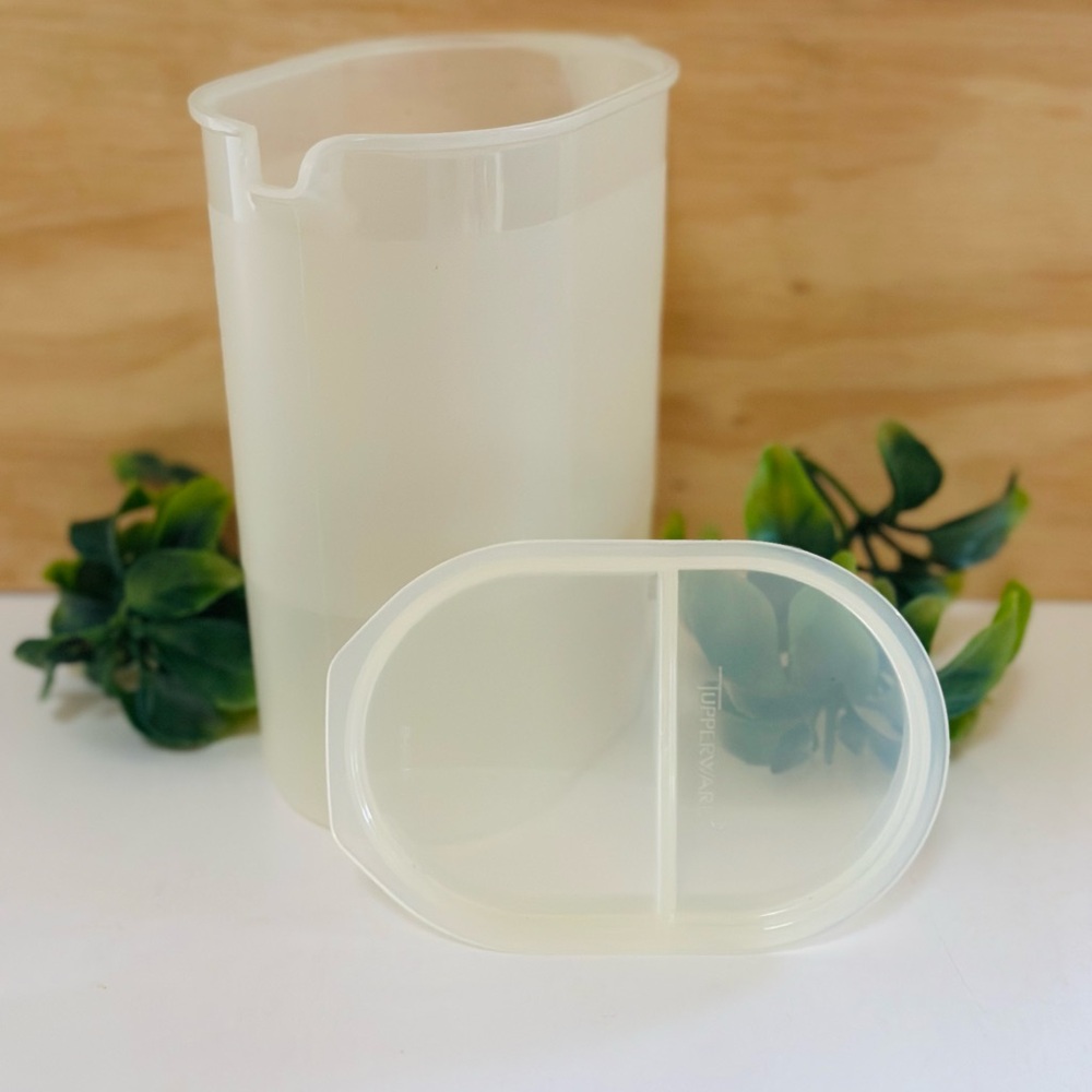 Vintage Tupperware 1-Qt Slim Fridge Door Pitcher Clear #1529-9 - Picture 3 of 7
